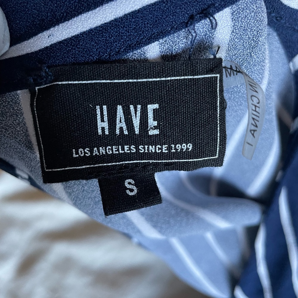 Like new Overall size S in great condition